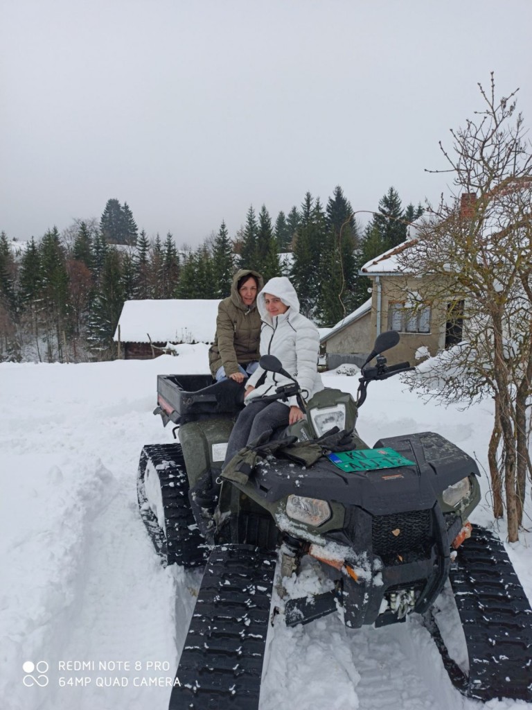 IMG-9549382a5dbc494dea4fde66b68d2428-V