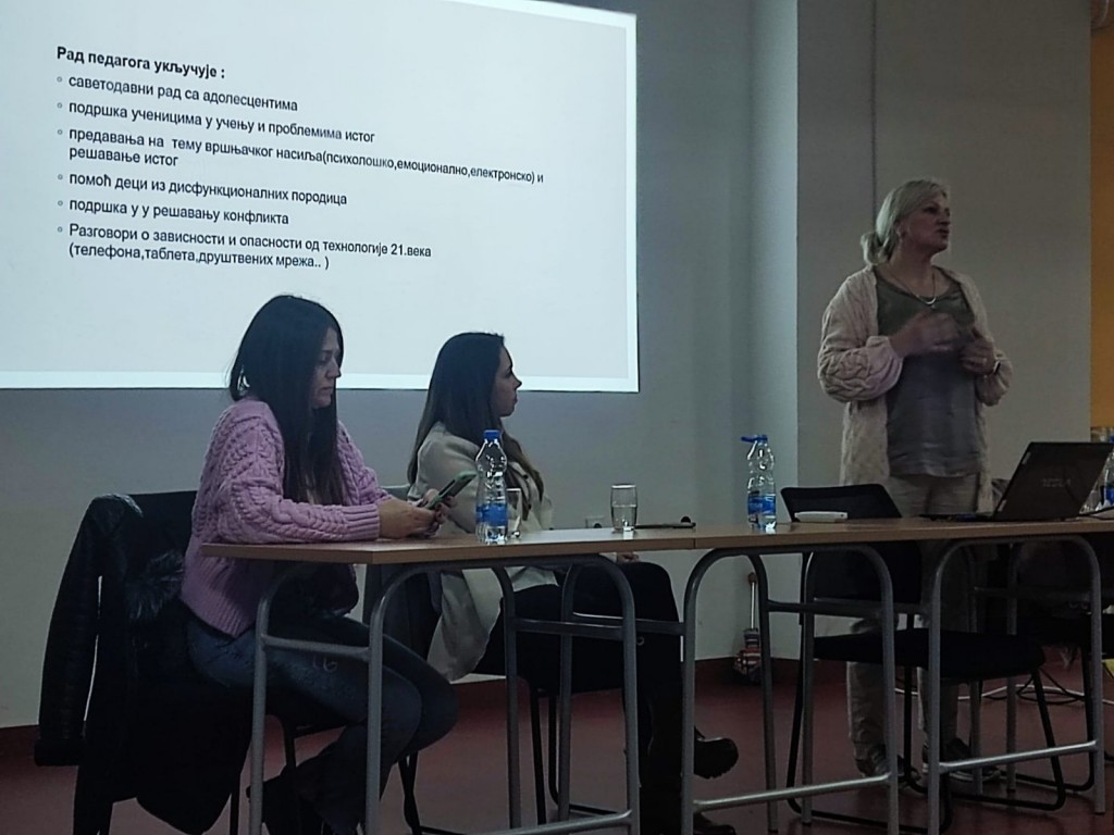 IMG-98c723525d18cb7fd397269a4fdc58b4-V