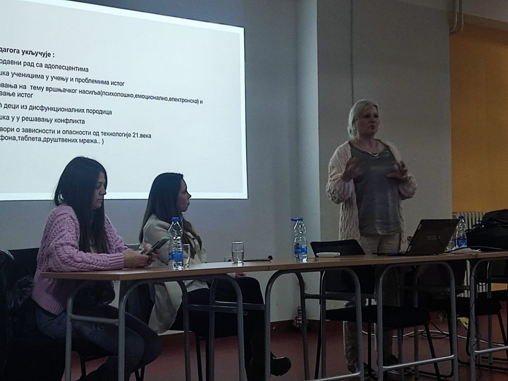 IMG-d5187dba2ee35f930a8f980c4f91e597-V