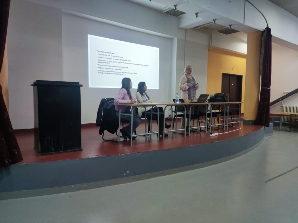 IMG-d913aa09865dd969be69450636f18772-V