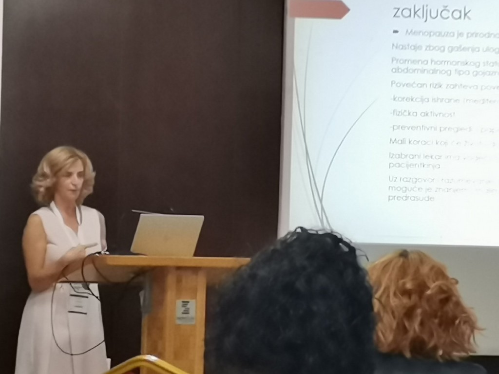 IMG-c9a5a1bdda71840b98b8e1d9b34b3dc2-V